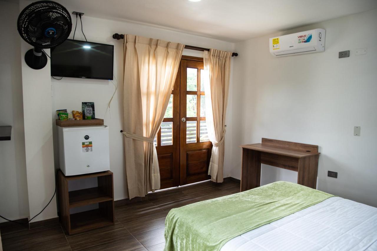 Hotel On The Rock Minca Ngoại thất bức ảnh
