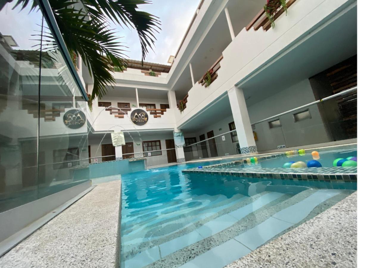 Hotel On The Rock Minca Ngoại thất bức ảnh